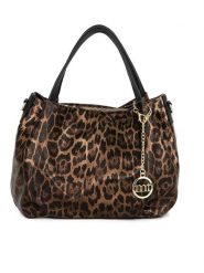 Mia Tomazzi Skórzana torebka "Gioberti" w kolorze brązowym - 27 x 21 x 14 cm rozmiar: onesize. Brązowe torby na ramię Mia Tomazzi, bez wzorów, z materiału, przez ramię, bez dodatków. Za 295.99 zł.