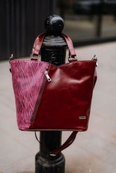 Shopperka skórzana DAN-A 705 bordowa + różowa zebra. Czerwone shopper bez wzorów, ze skóry, biznesowe, bez dodatków. Za 246.99 zł.