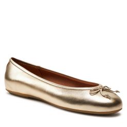 Baleriny Geox. Żółte baleriny Geox, bez wzorów, bez obcasa. Za 309.99 zł.