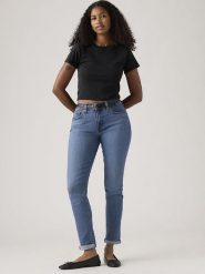 Levi's Dżinsy - Boyfriend fit - w kolorze niebieskim rozmiar: W31/L27. Niebieskie jeansy Levi's®, l, z aplikacjami. Za 179.95 zł.