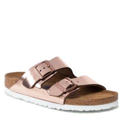 Klapki Birkenstock. Czerwone klapki Birkenstock, bez wzorów, bez obcasa. Za 339.99 zł.