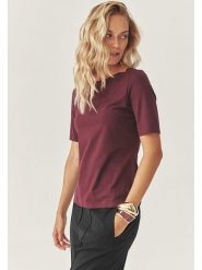 TATUUM Koszulka "Mikajo" w kolorze bordowym rozmiar: M. Czerwone bluzki Tatuum, m, bez wzorów, bez kołnierzyka, bez ramiączek. Za 93.07 zł.