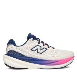 Buty do biegania New Balance. Białe obuwie sportowe New Balance, bez zapięcia, do biegania. Za 849.99 zł.