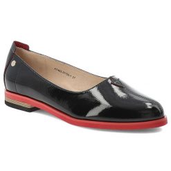 Baleriny damskie Maciejka, cholewka skóra naturalna lakierowana kontrastowa podeszwa wsuwany fason zaokrąglony nosek niski obcas, czarne, K7463-01/00. Czarne baleriny Maciejka, bez wzorów, z lakierowanej skóry, bez obcasa, na obcasie. Za 309.00 zł.