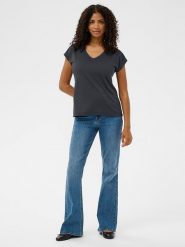 Kaffe Koszulka w kolorze czarnym rozmiar: XXL. Czarne bluzki Kaffe, s, bez wzorów, bez kołnierzyka, bez ramiączek. Za 104.99 zł.