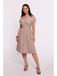Be Wear Sukienka w kolorze beżowym rozmiar: L. Brązowe sukienki Be Wear, l, bez wzorów, bez kołnierzyka, bez ramiączek, midi, rozkloszowane. Za 140.86 zł.