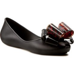 Baleriny ZAXY - Link Ballerina Fem 82038 Black 90058 W285029 02064. Czarne baleriny Zaxy, bez wzorów, z tworzywa sztucznego, bez obcasa, na płaskiej podeszwie. W wyprzedaży za 89.00 zł.