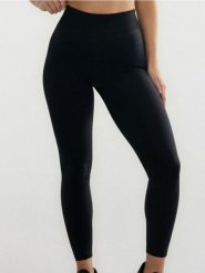 Legginsy push up effect Gym Hard - czarny. Czarne legginsy Sinsay, l, bez wzorów. Za 39.99 zł.