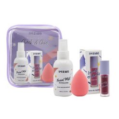 Flor de Mayo ZESTAW KOSMETYCZNY CHEEK &amp, CHIC CASE Zestawy kosmetyków do makijażu 1 ct 1 sztuka. Zestawy flor de mayo. Za 88.29 zł.