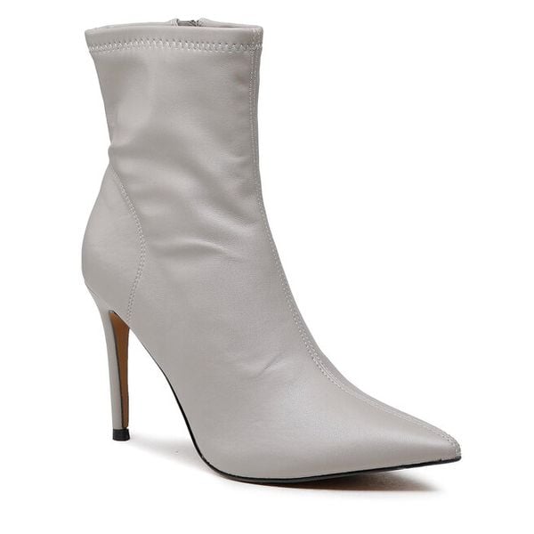 Botki DeeZee. Szare botki DeeZee, bez wzorów, bez obcasa, na szpilce, bez zapięcia. Za 179.99 zł.