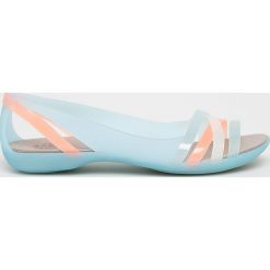 Crocs - Baleriny. Niebieskie baleriny Crocs, bez wzorów, z materiału, bez obcasa. W wyprzedaży za 179.90 zł.
