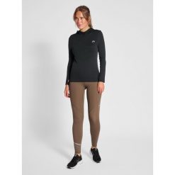 Damska bezszwowa bluza z kapturem Newline Cambrigde. Czarne bluzy Newline, s, bez wzorów, z kapturem. W wyprzedaży za 170.55 zł.