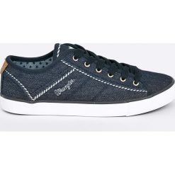 Wrangler - Tenisówki Starry. Niebieskie trampki Wrangler, bez wzorów, z gumy, bez zapięcia. W wyprzedaży za 89.90 zł.
