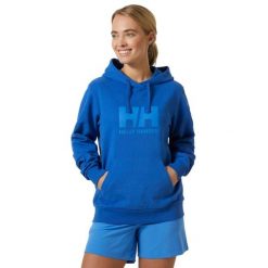 Damska bluza z kapturem z logo Helly Hansen 2.0. Niebieskie bluzy sportowe Helly Hansen, bez wzorów, z kapturem. W wyprzedaży za 281.85 zł.