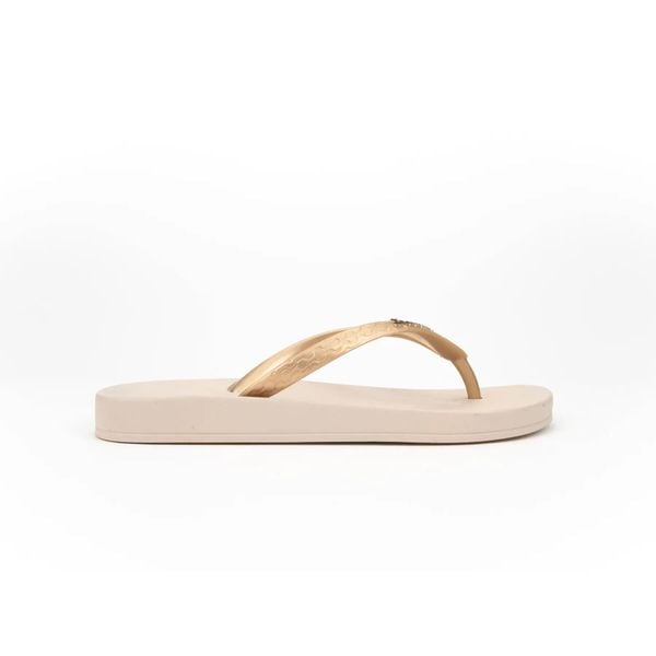 Klapki damskie Ipanema Anatomica Tan. Brązowe klapki Ipanema, bez wzorów, z materiału, bez obcasa. Za 36.99 zł.