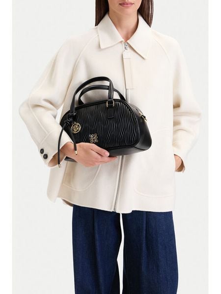 Nine West Torebka CEO-NW-M-003-10 Czarny. Czarne torebki klasyczne Nine West, bez wzorów, ze skóry, bez dodatków. Za 229.99 zł.