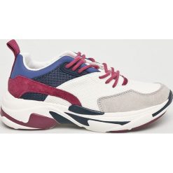 Pepe Jeans - Buty Sinyu Colors. Białe obuwie sportowe Pepe Jeans, z jeansu, bez zapięcia. W wyprzedaży za 229.90 zł.