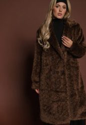 Brązowy Futrzany Płaszcz o Długim Kroju Typu Teddy Tadelia. Brązowe płaszcze Renee, l, bez wzorów, z futra, bez kaptura. Za 379.99 zł.