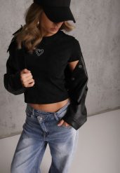 Czarny T-shirt z Bawełny Ozdobiony Sercem z Cyrkonii Amythera. Czarne t-shirty Renee, m, z aplikacjami, z bawełny, bez kołnierzyka, bez ramiączek. Za 49.99 zł.