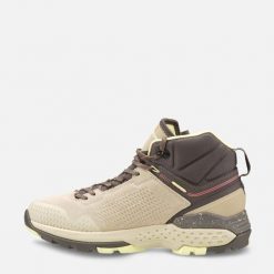 Buty turystyczne damskie Garmont Groove Mid G-Dry. Brązowe trekkingi Garmont, trekkingowe. W wyprzedaży za 359.00 zł.