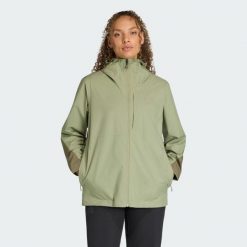 Kurtka przeciwdeszczowa Terrex Multi 2.5 Layer CLIMAPROOF. Brązowe kurtki sportowe Adidas, bez wzorów, bez kaptura, ClimaProof (Adidas). Za 699.00 zł.