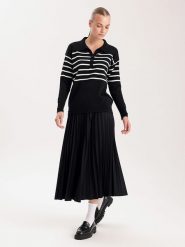 BGN Sweter w kolorze czarno-białym rozmiar: 38. Czarne swetry BGN, bez wzorów, z wełny, bez ramiączek. Za 109.95 zł.