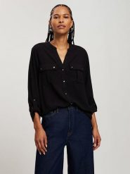 Cross Jeans Bluzka w kolorze czarnym rozmiar: M. Czarne bluzki Cross Jeans, m, bez wzorów, z jeansu, bez kołnierzyka, bez ramiączek. Za 88.02 zł.