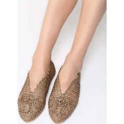 Brązowe Balerinki Beautiful Ones. Brązowe baleriny Born2be, bez wzorów, bez obcasa, na płaskiej podeszwie. Za 79.99 zł.