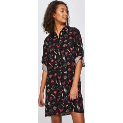 Medicine - Sukienka Valentines. Czarne sukienki MEDICINE, na co dzień, s, bez wzorów, z tkaniny, casualowe, bez kołnierzyka, bez ramiączek, mini, proste. W wyprzedaży za 69.90 zł.