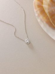 Lodie Silver Naszyjnik z zawieszką - dł. 42 cm rozmiar: onesize. Szare naszyjniki Lodie Silver, z cyrkonią, z mosiądzu. Za 102.89 zł.
