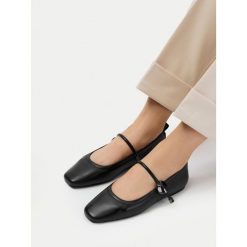 Baleriny MEXX. Czarne baleriny Mexx, bez wzorów, bez obcasa. Za 269.99 zł.