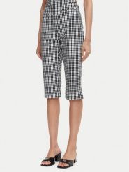 Guess Spodnie capri W6YB35 W4486 Czarny Slim Fit. Czarne spodnie materiałowe Guess, m, z aplikacjami, z materiału. Za 344.99 zł.