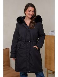 Curvy Lady Parka w kolorze czarnym rozmiar: 46/48. Czarne parki Curvy Lady, klasyczne, bez kaptura. Za 250.94 zł.