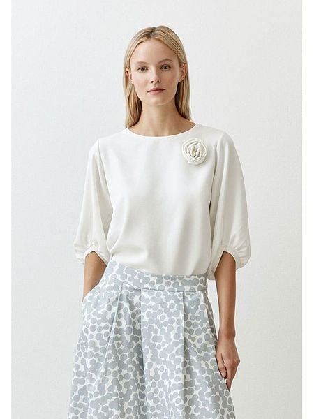More & More Bluza w kolorze kremowym rozmiar: 36. Brązowe bluzy More & More, z aplikacjami, bez kaptura. Za 144.95 zł.