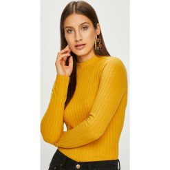 Review - Bluzka. Szare bluzki Review, m, bez wzorów, z dzianiny, casualowe, bez kołnierzyka, bez ramiączek. W wyprzedaży za 69.90 zł.