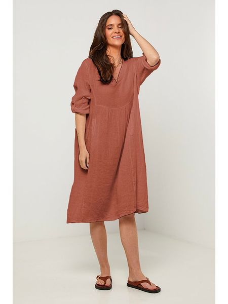 Rodier Lin Lniana sukienka w kolorze brązowym rozmiar: L/XL. Brązowe sukienki Rodier Lin, l, bez wzorów, ze lnu, bez kołnierzyka, bez ramiączek, midi. Za 188.85 zł.