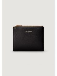 Calvin Klein Portfel Foil Logo Dbl Zip Cardcase LV04F1135G Czarny. Czarne portfele Calvin Klein, bez wzorów, ze skóry. Za 289.99 zł.