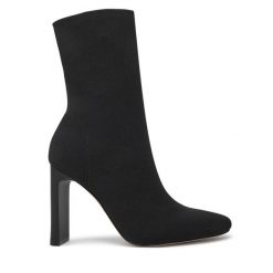 Botki Aldo. Czarne botki Aldo, bez wzorów, bez obcasa, na słupku, bez zapięcia. Za 499.99 zł.
