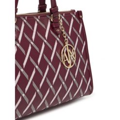 Torebka Armani Exchange. Czerwone torebki klasyczne Armani Exchange, bez wzorów, bez dodatków. Za 759.99 zł.