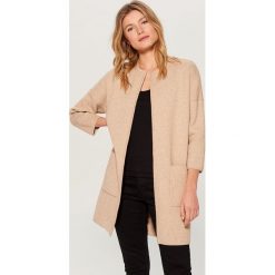 Kardigan z kieszeniami - Beżowy. Kardigany Mohito. Za 179.99 zł.