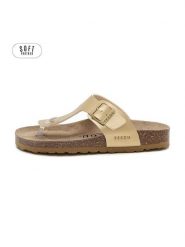 Teegu Japonki w kolorze złotym rozmiar: 40. Żółte klapki teegu, bez wzorów, z otwartym noskiem, bez obcasa. Za 121.99 zł.