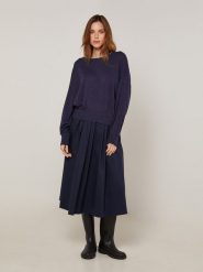 Rodier Sweter w kolorze granatowym rozmiar: L. Niebieskie swetry Rodier, l, z aplikacjami, bez ramiączek. Za 239.99 zł.