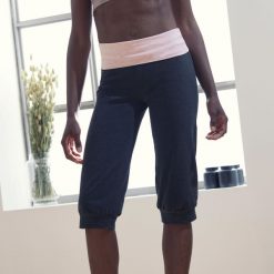 Legginsy do jogi damskie Kimjaly krótkie. Czerwone legginsy KIMJALY, s, bez wzorów, z bawełny, krótkie. W wyprzedaży za 54.99 zł.