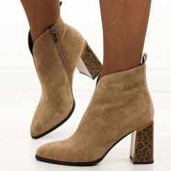 Khaki zamszowe skórzane botki damskie na słupku Giano Fabiani 9210. Brązowe botki Gino Fabiani, na jesień, bez wzorów, ze skóry, bez obcasa, na słupku, bez zapięcia. Za 399.00 zł.