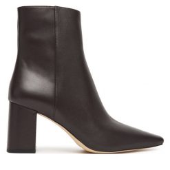 Botki MICHAEL Michael Kors. Brązowe botki MICHAEL Michael Kors, bez wzorów, bez obcasa, na słupku, bez zapięcia. Za 999.99 zł.