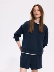 Bluza z modalem - granatowy. Niebieskie bluzy sportowe Reserved, l, bez wzorów, z dzianiny, bez kaptura. Za 109.99 zł.