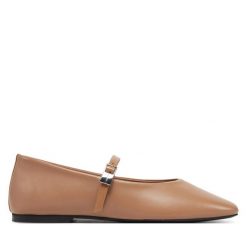 Baleriny Calvin Klein. Brązowe baleriny Calvin Klein, bez wzorów, bez obcasa. Za 319.99 zł.