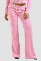JUICY COUTURE Różowe damskie spodnie dresowe Layla Low Rise Pocket, Rozmiar M. Czerwone spodnie dresowe Juicy Couture, m, bez wzorów, z dresówki. W wyprzedaży za 229.99 zł.