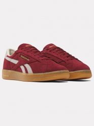 Reebok Skórzane sneakersy "Club C Grounds" w kolorze czerwonym rozmiar: 40. Czerwone trampki Reebok, bez wzorów, z materiału, bez zapięcia. Za 343.41 zł.