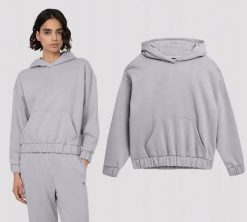 BLUZA DAMSKA 4F DRESOWA Z KAPTUREM NIEROZPINANA TSWSF255 KOLOR SZARY. Szare bluzy 4f, l, bez wzorów, z bawełny, z kapturem. Za 59.90 zł.